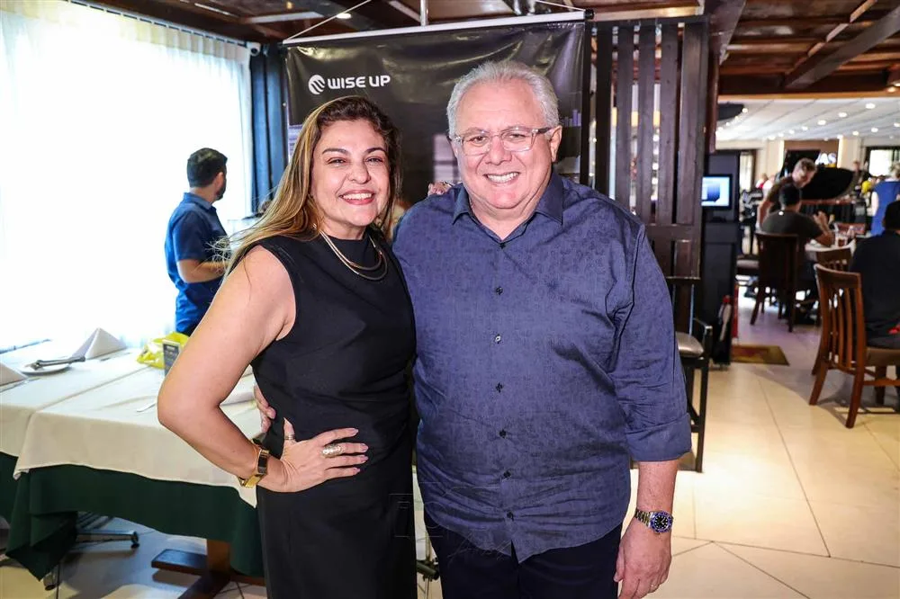 Carla Soraya e Carlos Silva