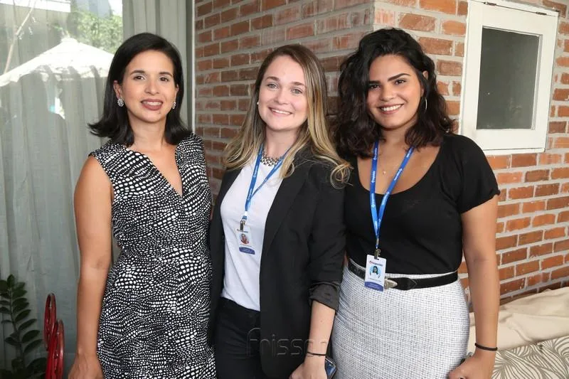 Amanda Vasconcelos, Monique Alencar e Clarissa Silvino