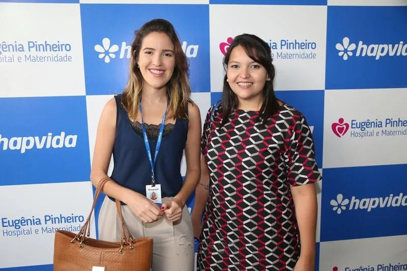 Carla Sales e Lara Farias