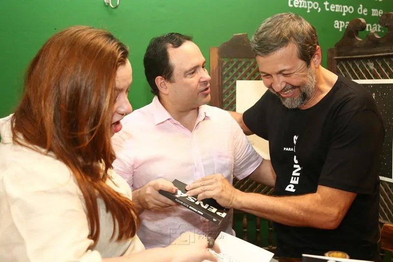 Aline e Igor Barroso e Élcio Batista