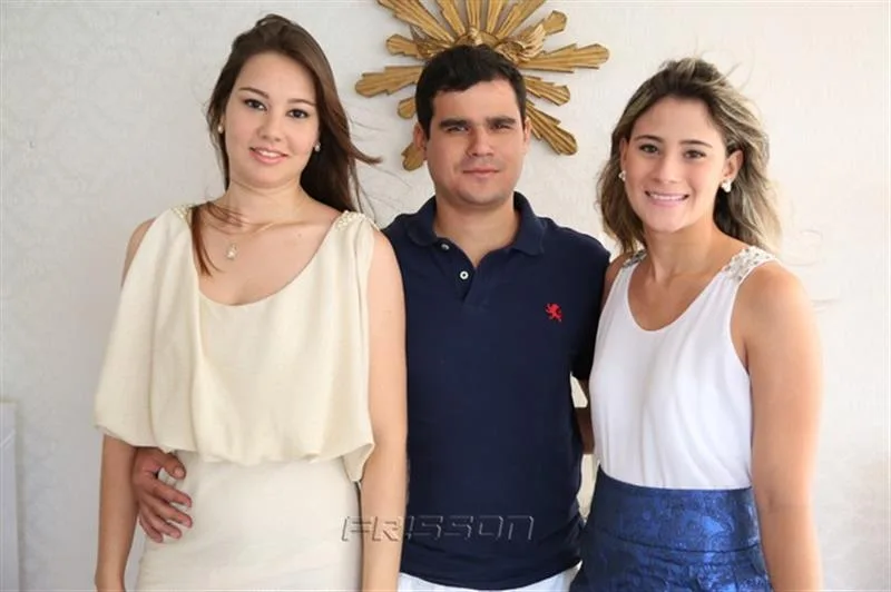 Amélia Aguiar, André e Gisele Falanga