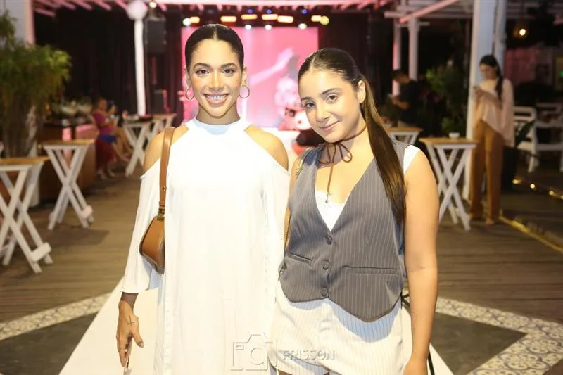 Carol Studart e Lara Medeiros