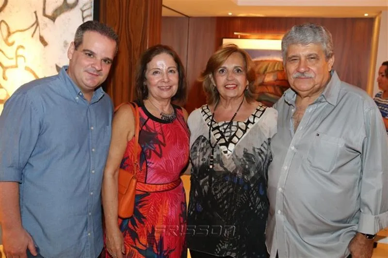 Bernardo Maia, Ester Weyne, Angélica e Ademar Bezerra
