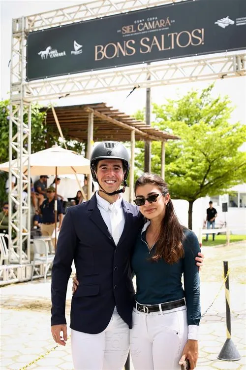 Bernardo Hartmann e Sarah Erel