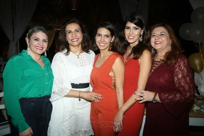 Aniversário de Carla e Flávia Laprovítera
