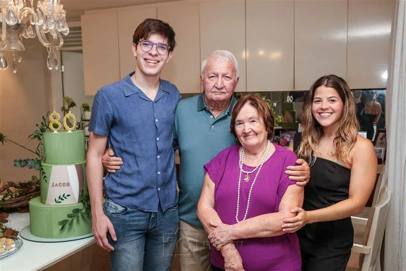 Davi Mota, Jacob, Célia e Mirela Bezerra