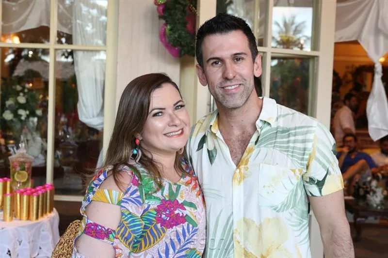Briane de Castro e Peterson Ramos