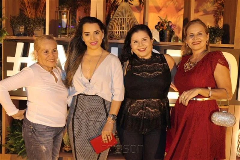 Beth, Joana Távora, Carol Castro e Nicole Lobo