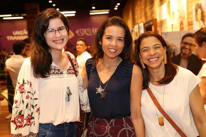 Anne Pontes, Giselle Reis e Carolina Freitas