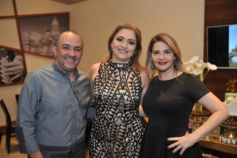 Clovis Pinto, Michelle Bezerra e Ana Paula Teles