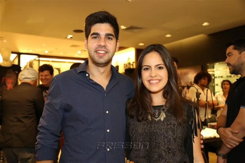 Felipe Neves e Marília Ximenes