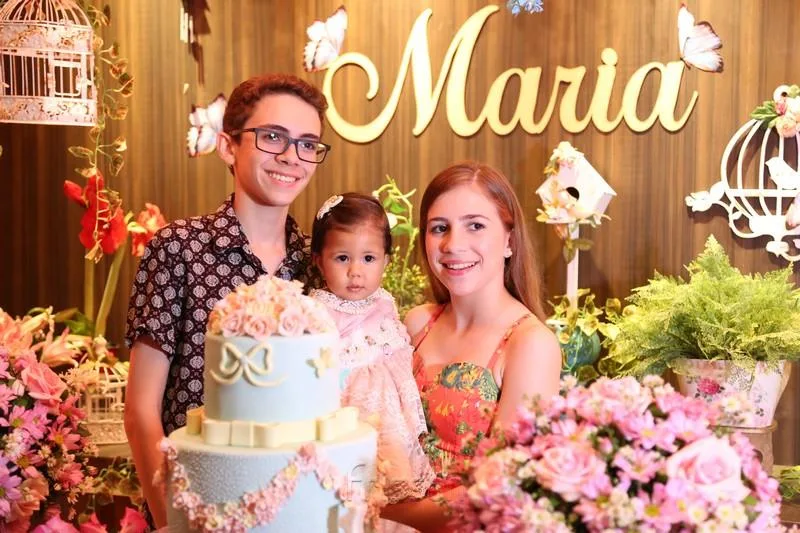 Aniversário de Maria Teixeira