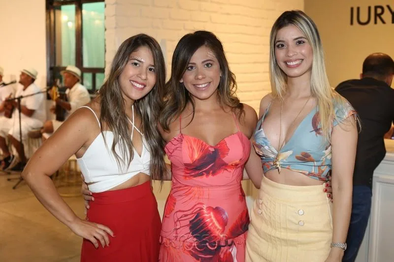 Amanda Costa, Naitla Silva e Anastácia Campos