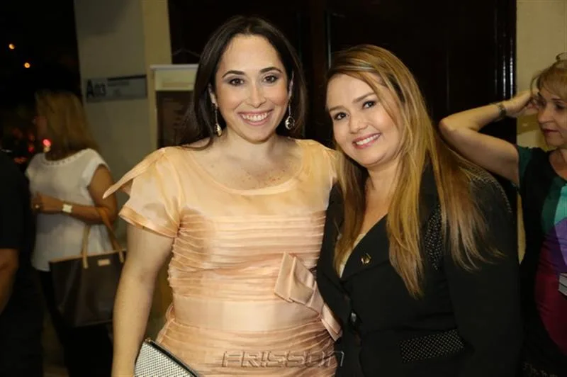 Kilvia Aguiar e Darlene Braga