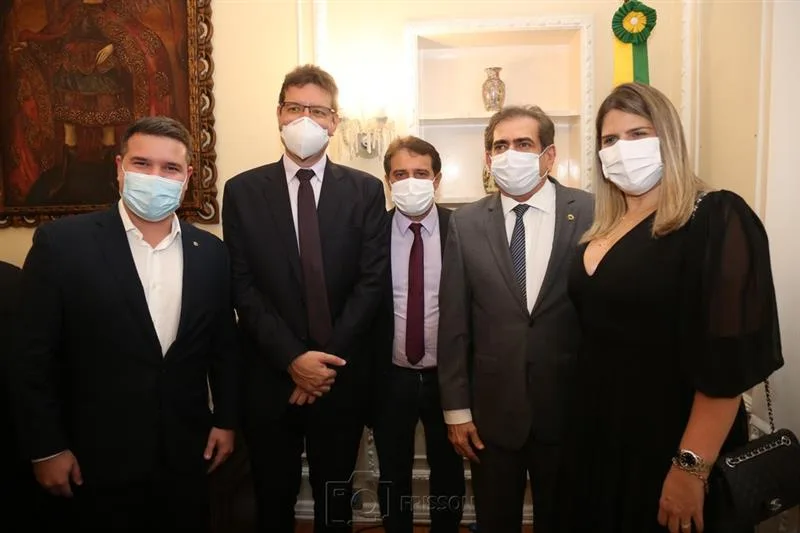 Bruno Pedrosa, Renato Roseno, Evandro Leitao, Zezinho Albuquerque e Aline