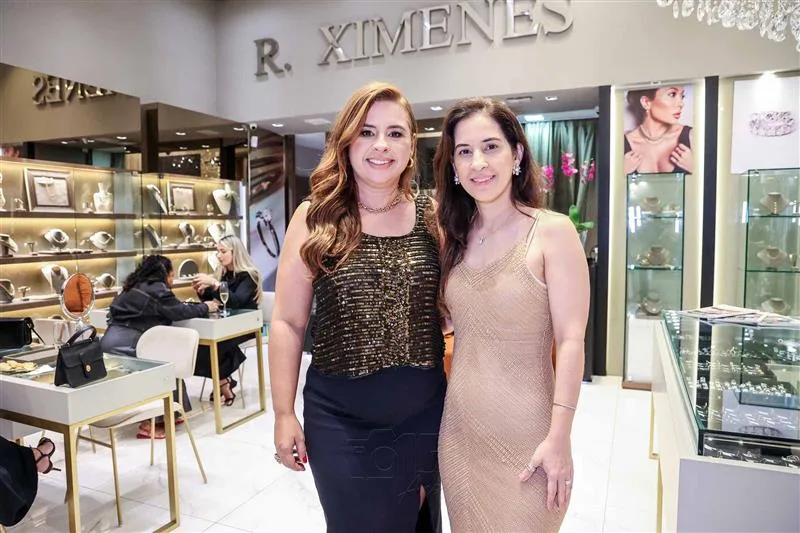 Camila e Carol Ximenes