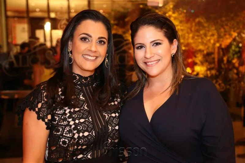 Carolina Batista e Mônica Jereissati