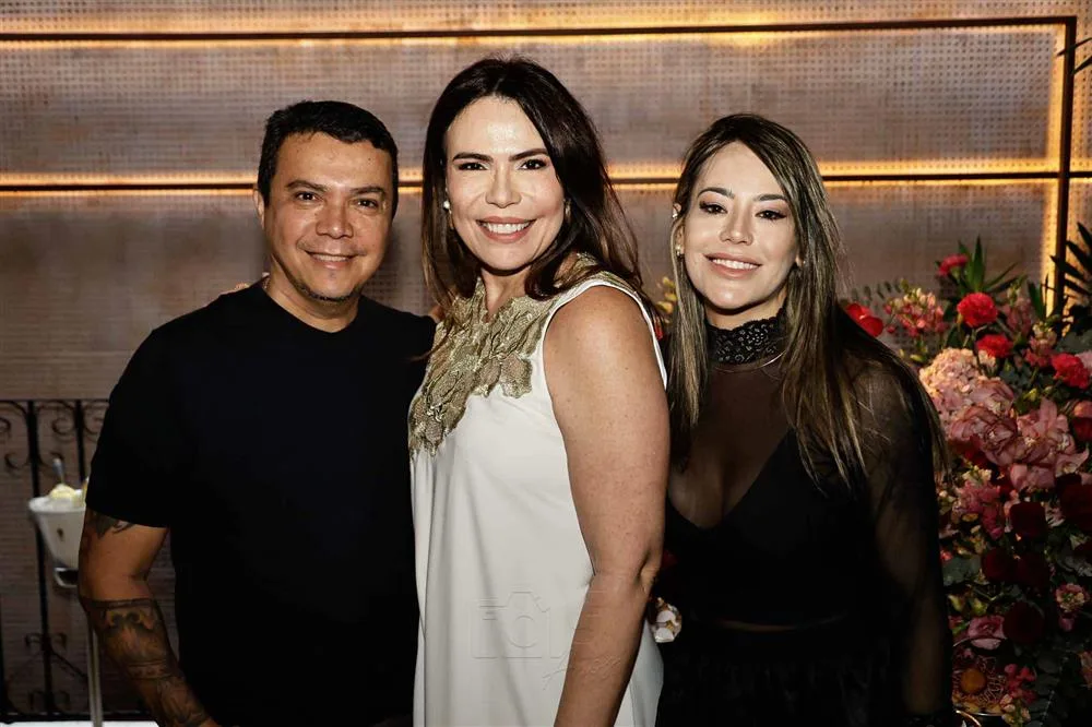Abner e Andrea Rios Montenegro e Carla Rodrigues