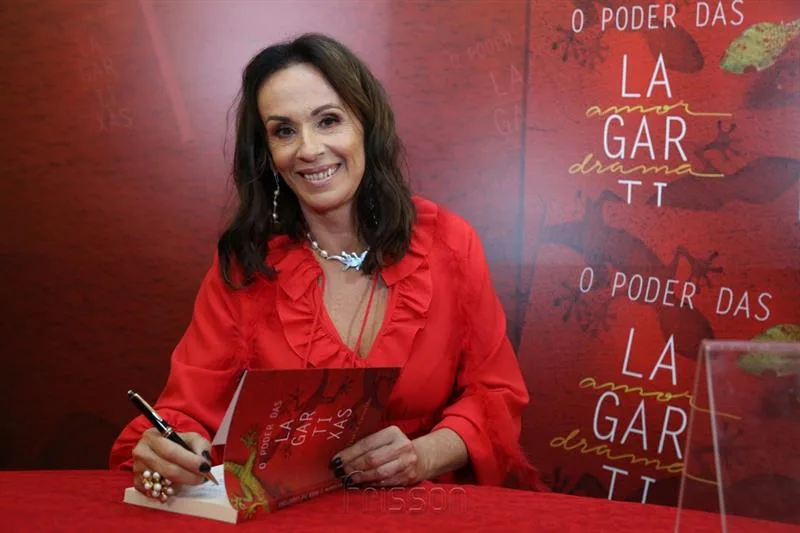 Claudia Carvalho