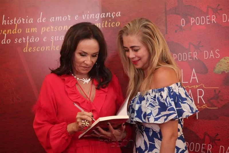 Claudia Carvalho e Anny Mary Romero