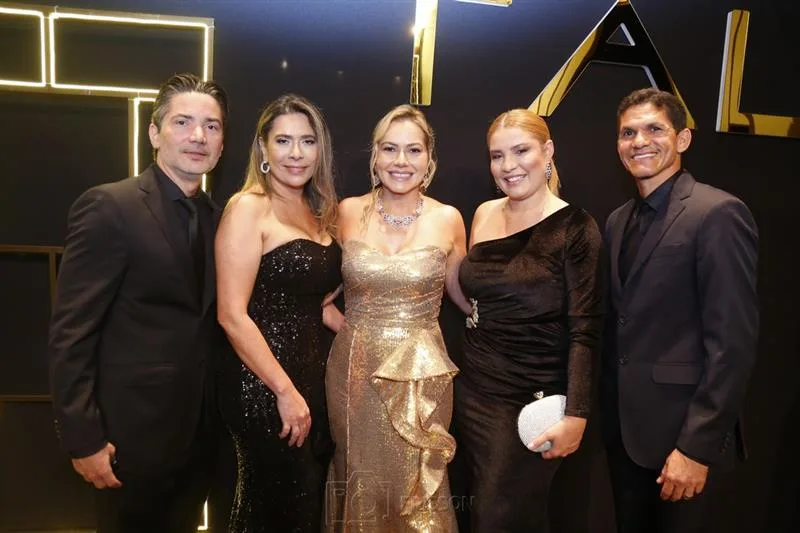 30 anos da Tallis Joias