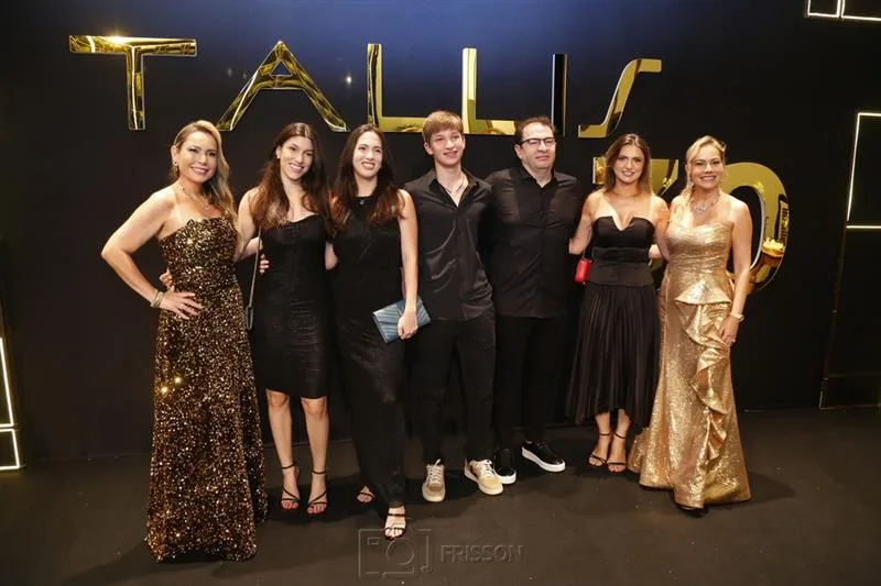 30 anos da Tallis Joias