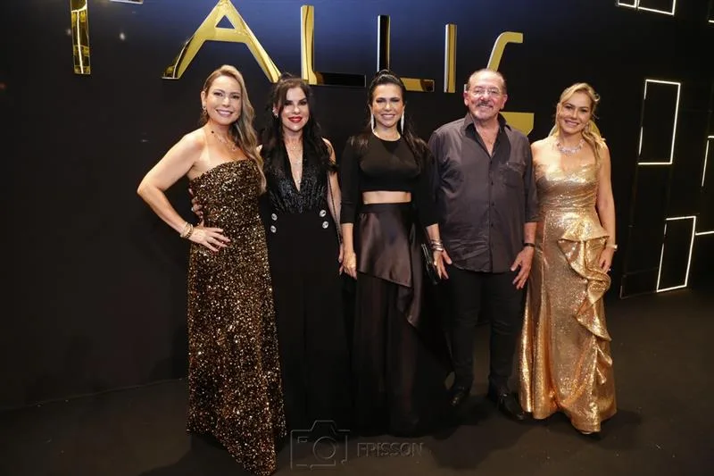 30 anos da Tallis Joias