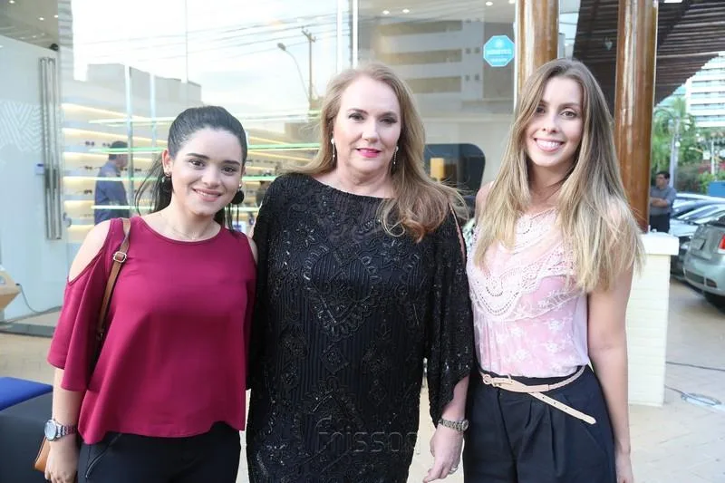 Carol Palacio, Luiziane Cavalcante e Raquel Fernandes