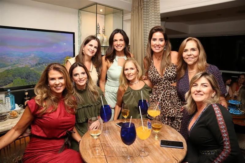Alexandra Pinto, Michelle Aragão, Adriana Bezerra, Ana Virgínia Martins, Márcia Peixoto, Ana Vládia Sales e Leia Freitas