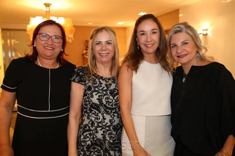 Alice Araújo, Lucy Figueiredo, Mônica Bezerra e Rosângela Dias