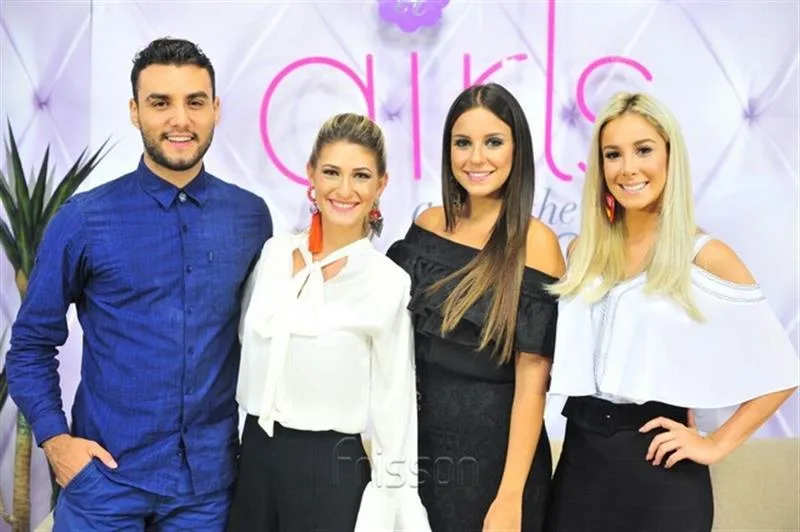 It Girls and the Boy