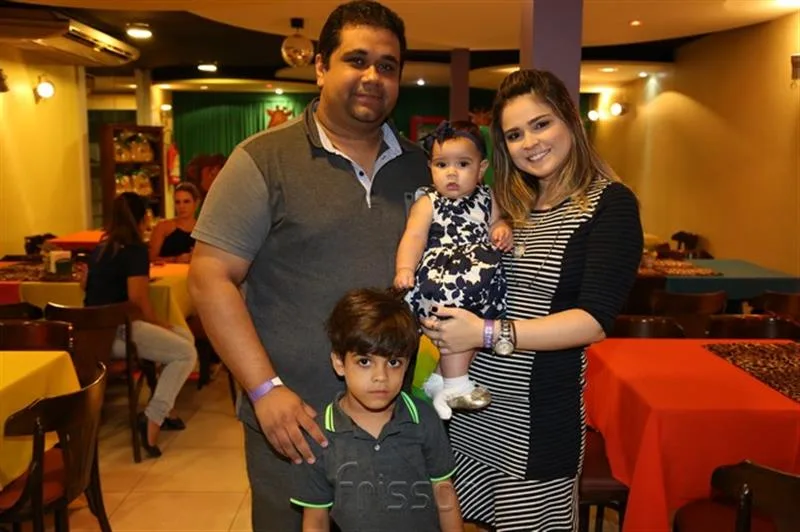 Bergson Bezerra, João Victor, Maria Luisa e Deyse Castro