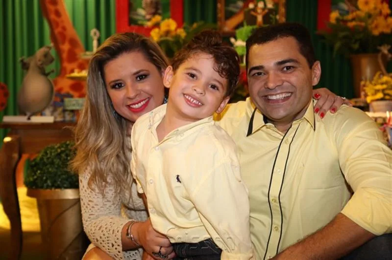 Camila, João Victor e Jacob Mendes