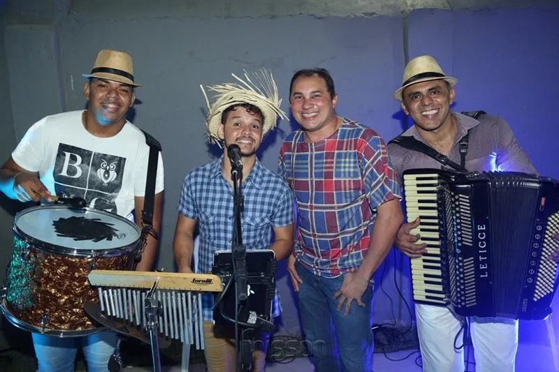Aniversário Dom Léo