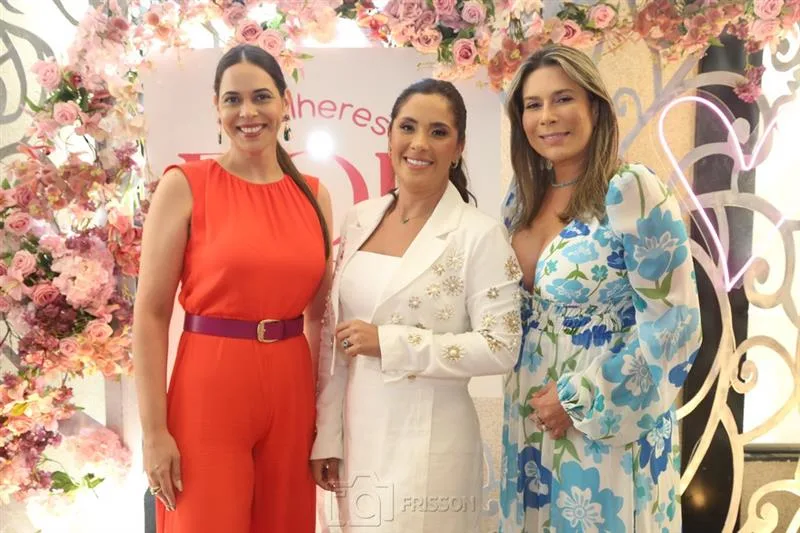 Claudia Camille, Janaina Oliveira e Luciana Monteiro (1)