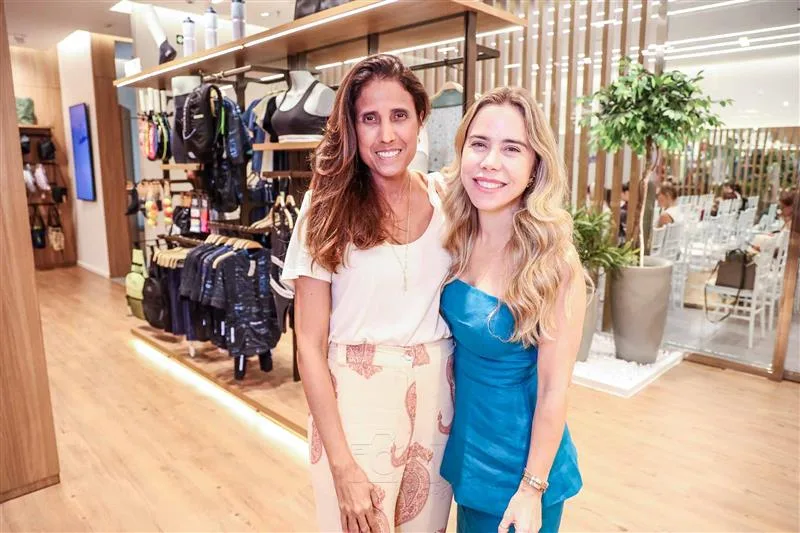 Cris Peres e Mirella Freire