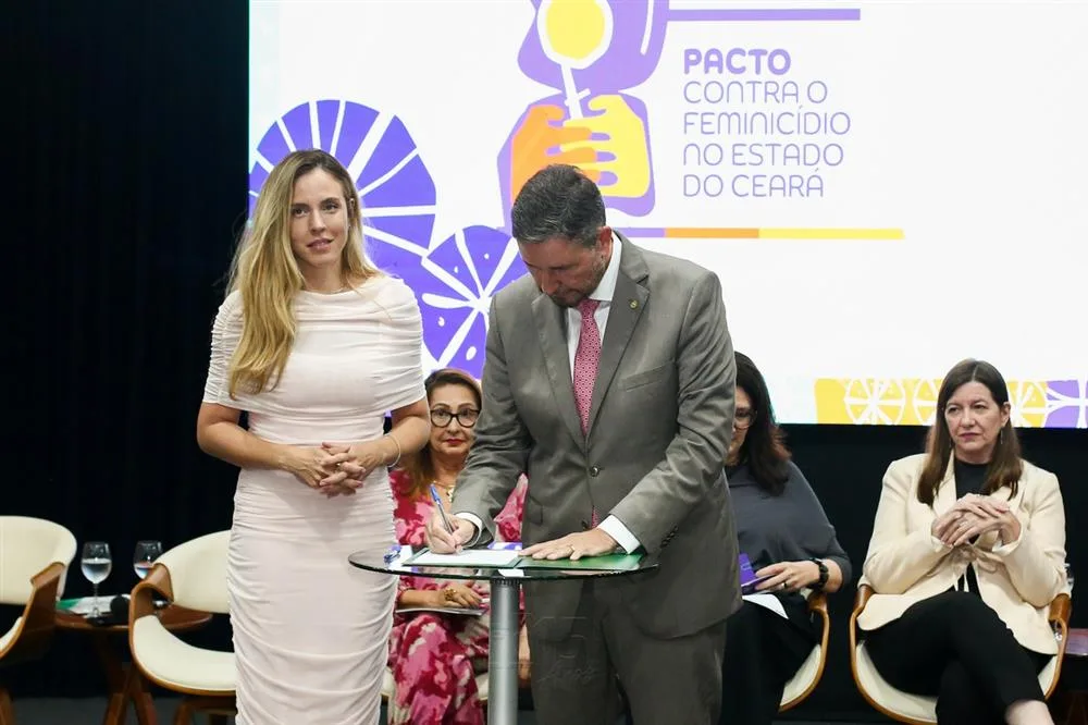 Jade Romero e Romeu Aldigueri