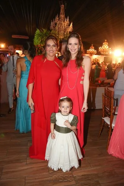 Ail Ventura, Sofia e Natalia Pontes