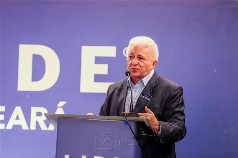 Deusmar Queiros