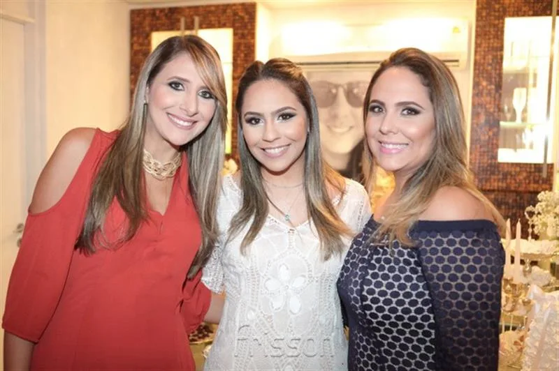 Beatriz, Ana Flavia e Ana Gladys Accioly