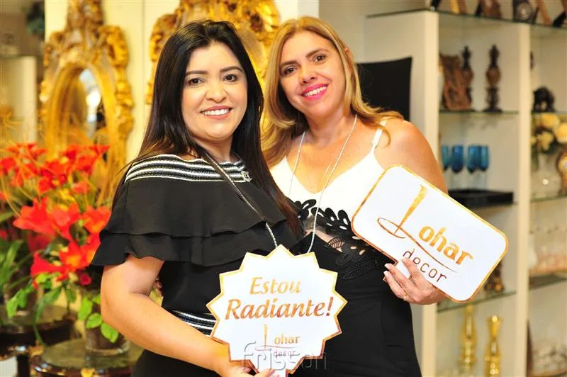 Ednuzia Gomes e Adriana Dias