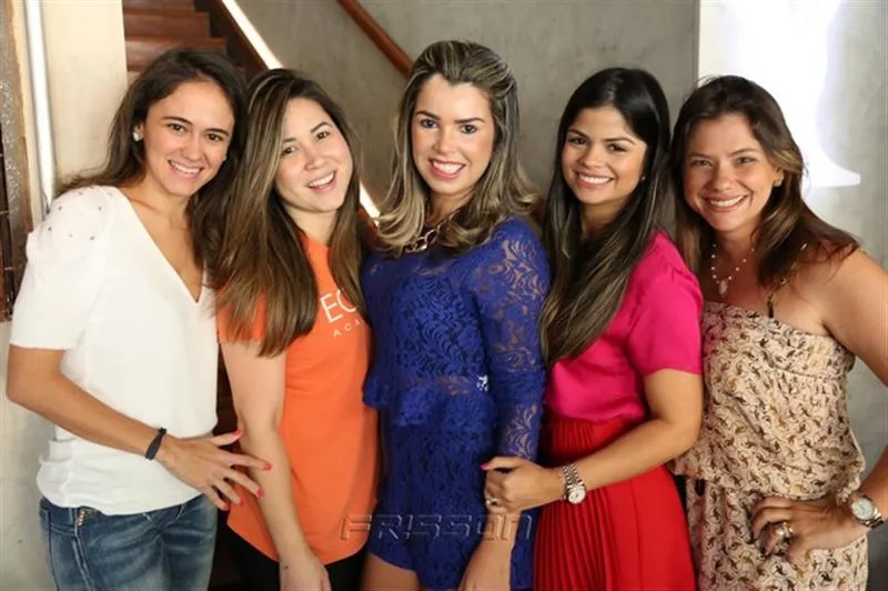 Bia Bezerra, Carol Yamazaki, Daniele Cordeiro, Isabela Temóteo e Vanessa Queirós