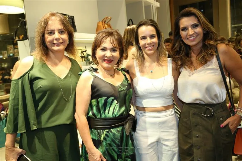 Claudia Gradvohl, Regina Pinho, Debora Bezerra e Marcia Travessoni