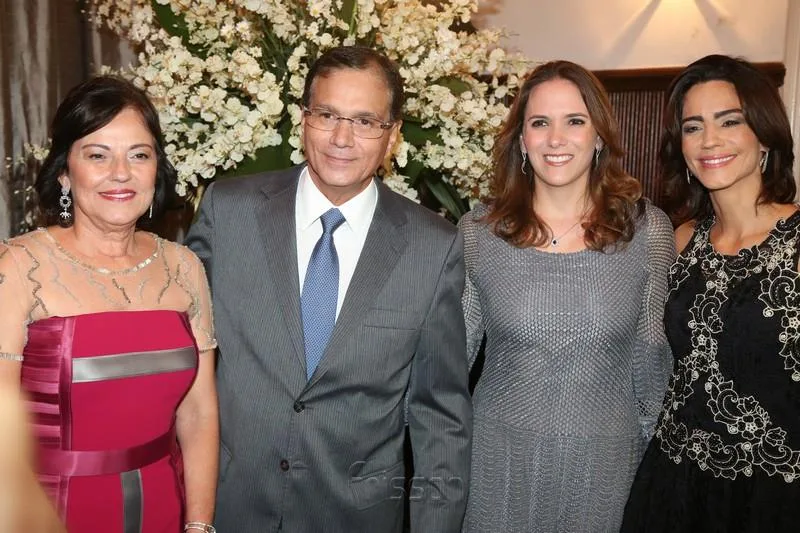 Ana Maria, Beto Studart, Renata Santos e Karine Studart