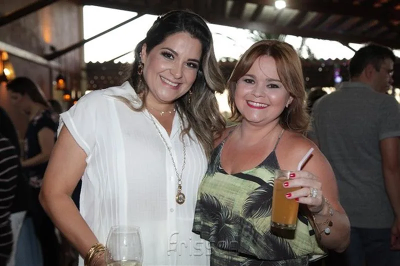 Adriana Mota e Karina Parente
