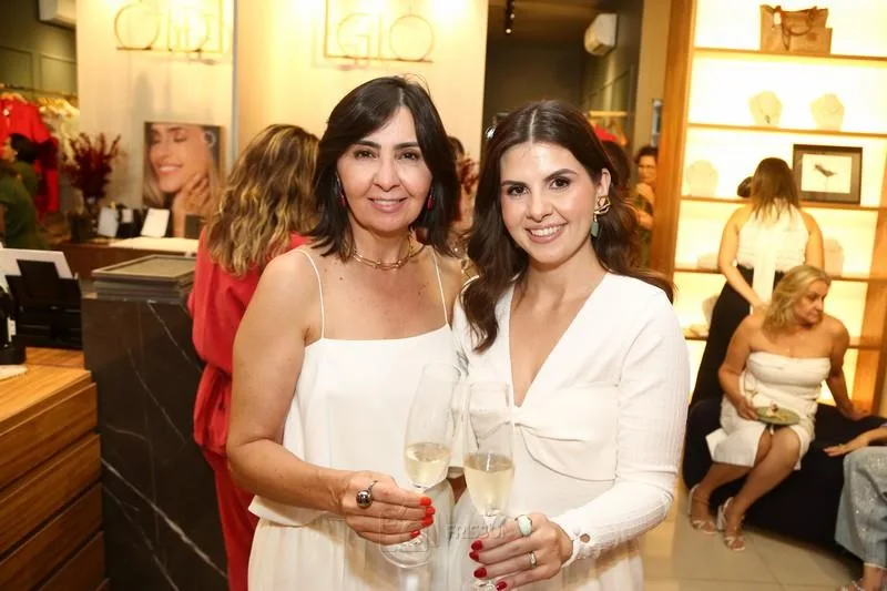 Eliane e Eloísa Gomes
