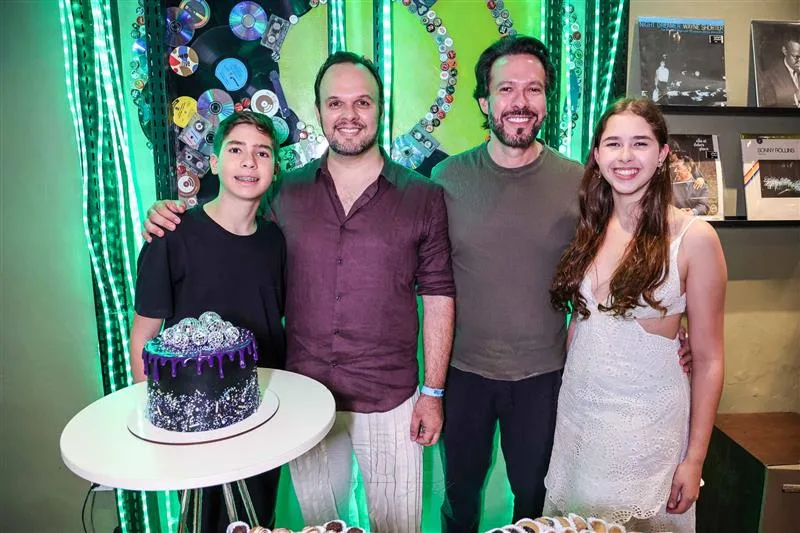 Alessandro, Carlos José Pinheiro, Rafael e Valentina Xerez