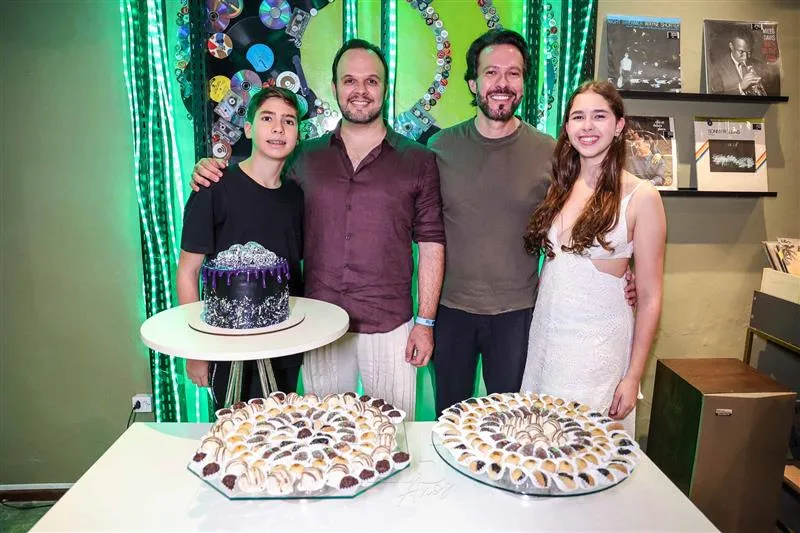 Alessandro, Carlos José Pinheiro, Rafael e Valentina Xerez