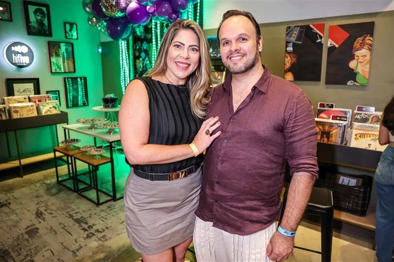 Danielle Melo e Carlos José Pinheiro