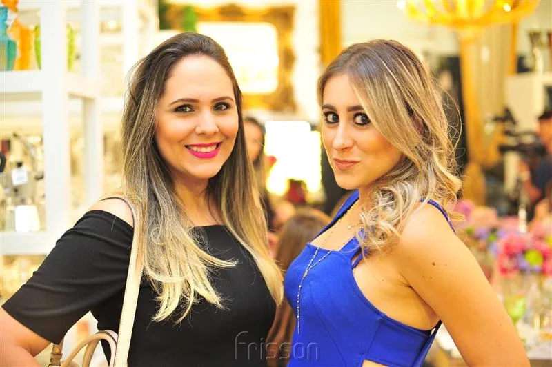 Anna Gladys e Isabela Mindêllo